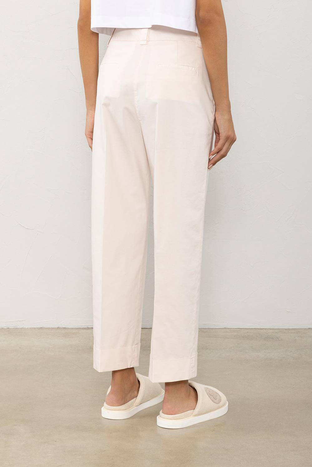 Peserico Pantalone Dritto Alla Caviglia Con Risvolto