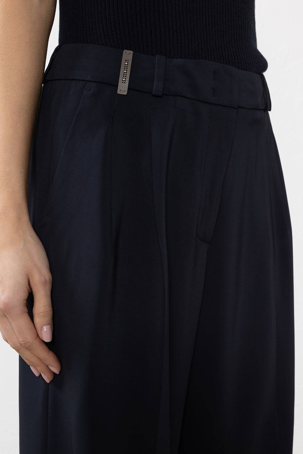 Peserico Pantalone In Cady Crepe Di Viscosa Stretch