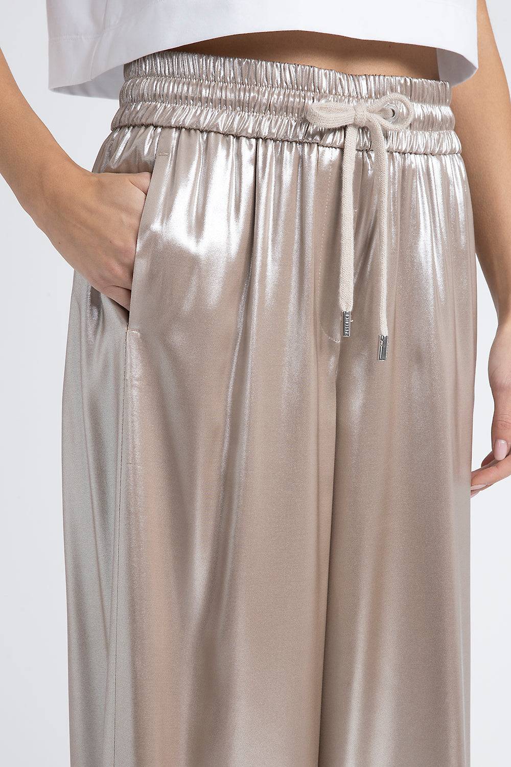Peserico Pantalone In Fluido Twill Laminato Argento