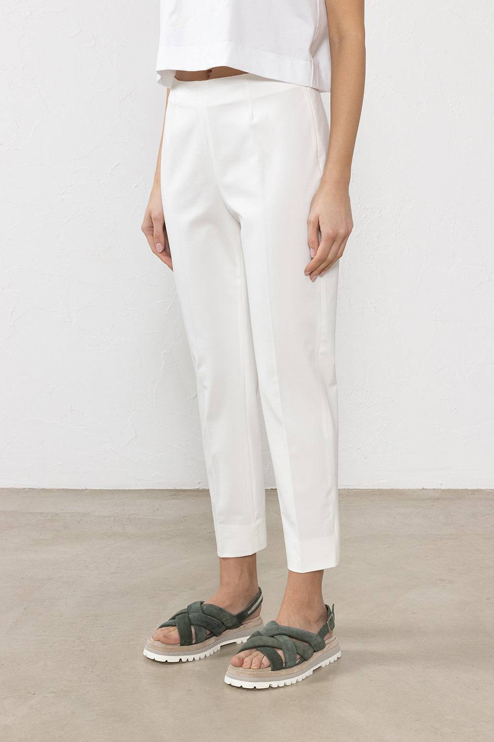 Peserico Pantalone in gabardina di cotone super-stretch