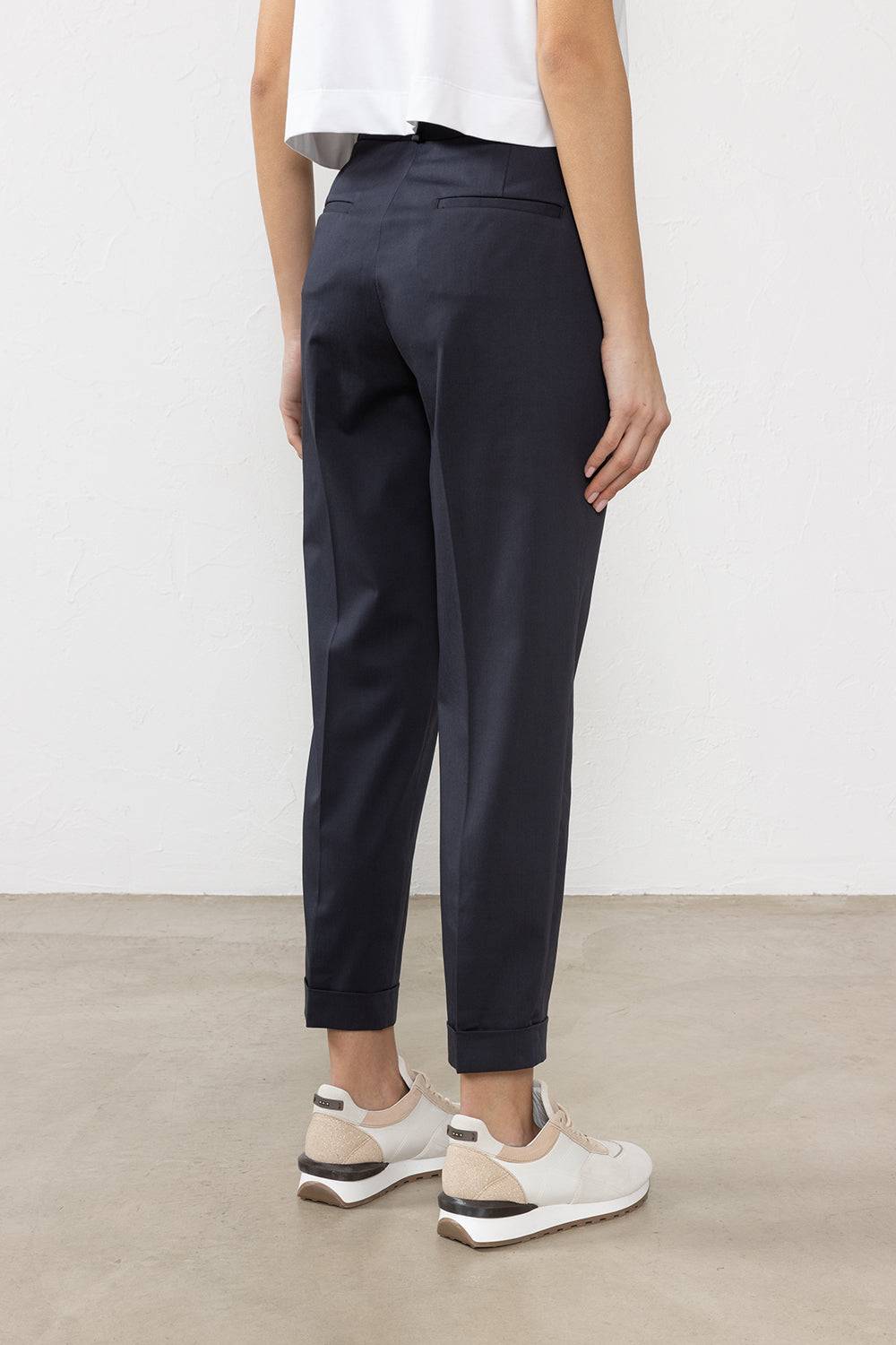 Peserico Pantalone In Leggera Gabardina Di Cotone Pettinato Stretch