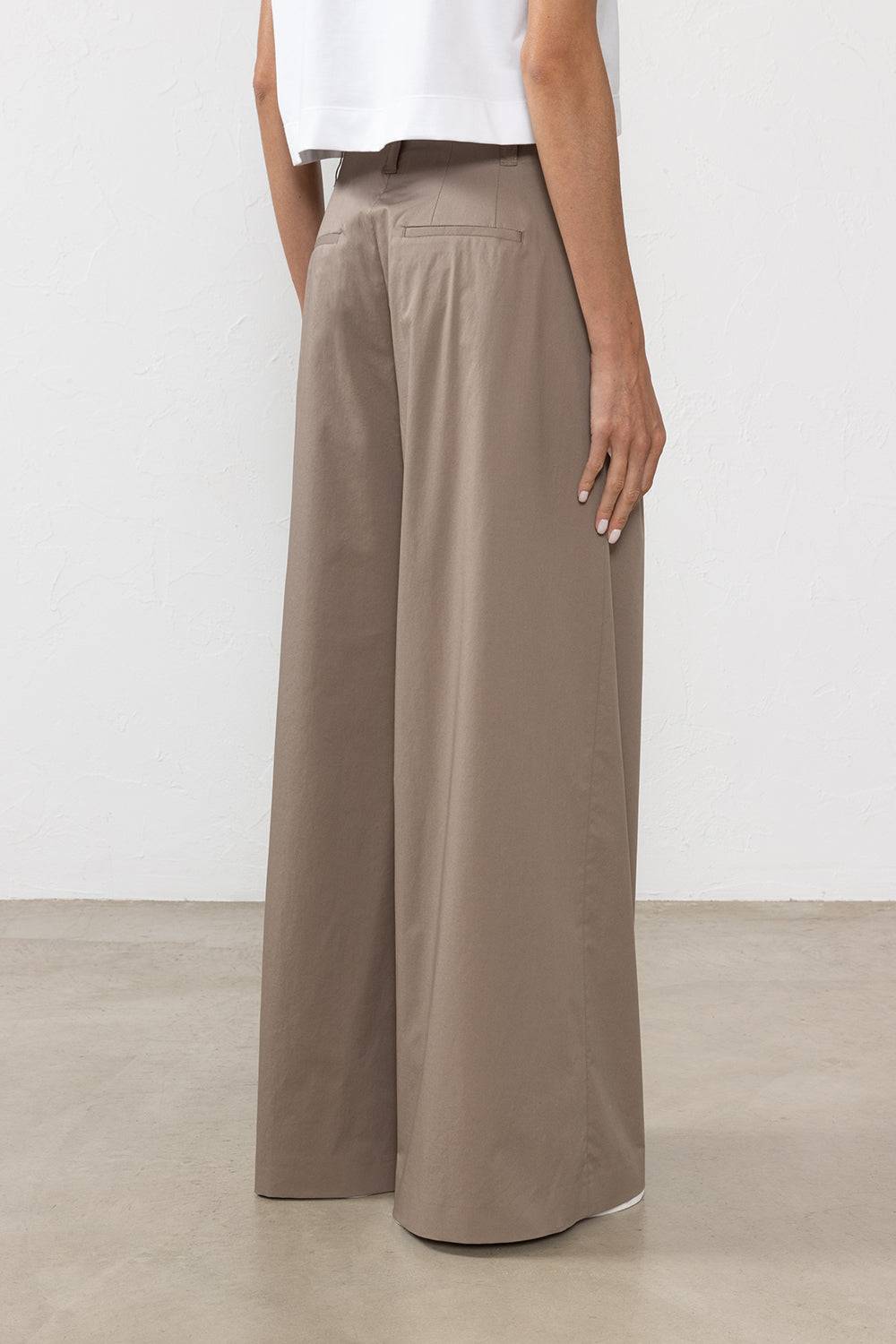 Peserico Pantalone In Leggero Raso Di Cotone Stretch