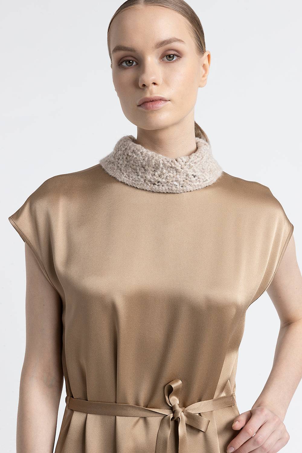 Peserico Abito Midi Satinato Con Collo A Cratere