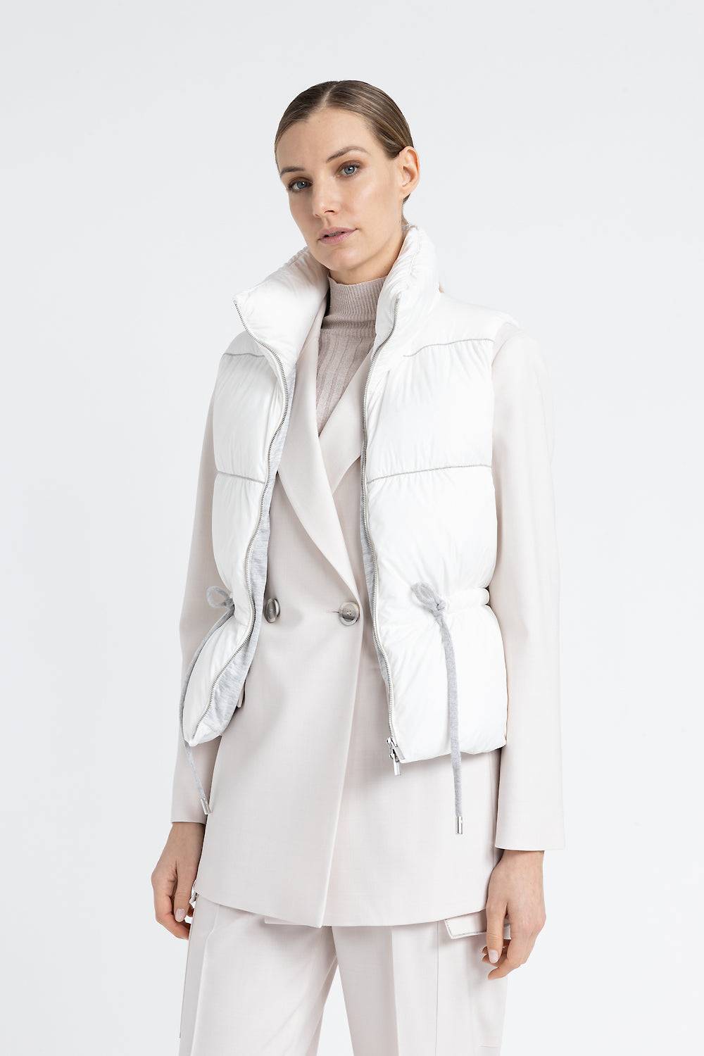 Peserico Piumino corto antigoccia senza maniche