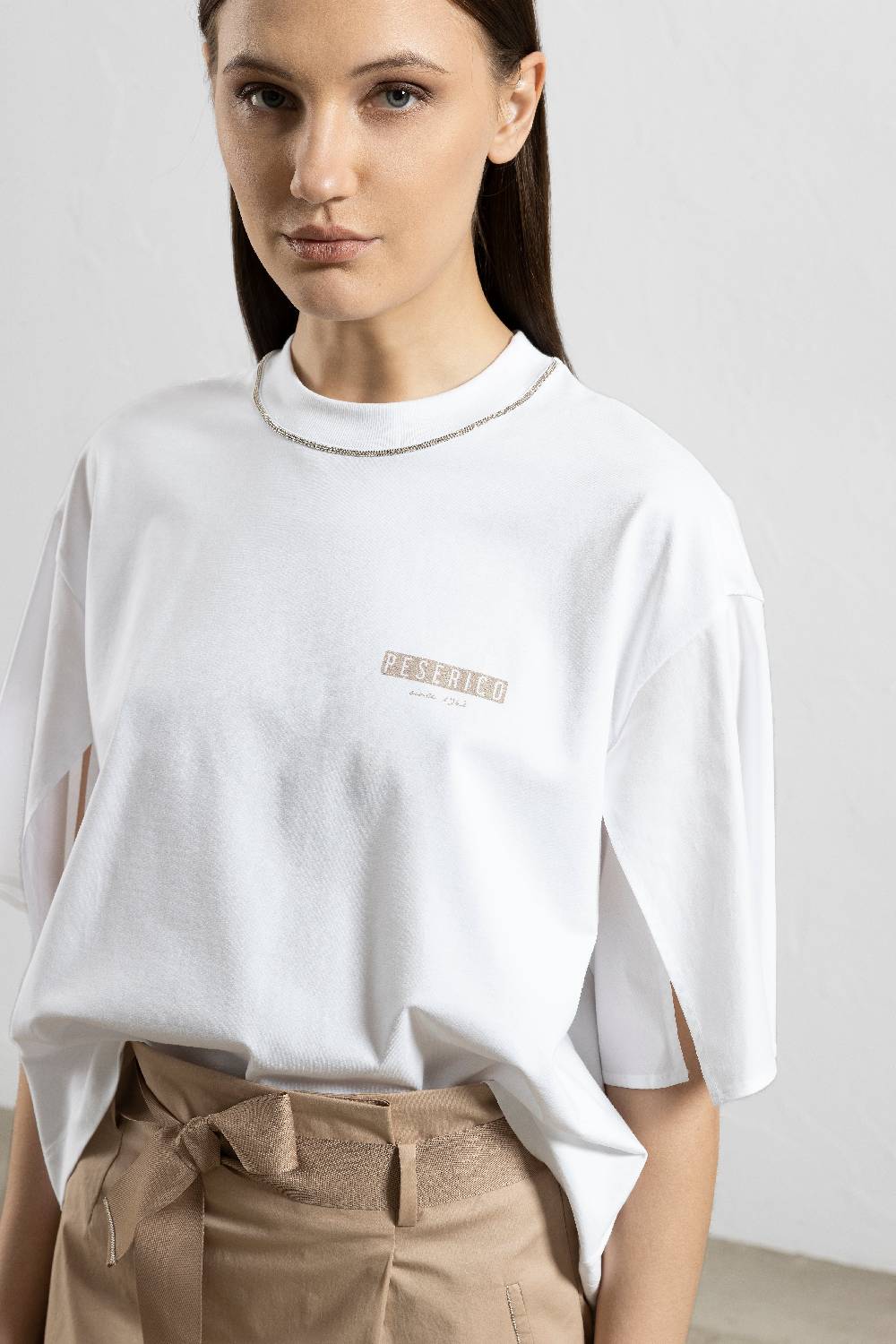 Peserico T-shirt in jersey e popeline di cotone con spacchi sulle maniche