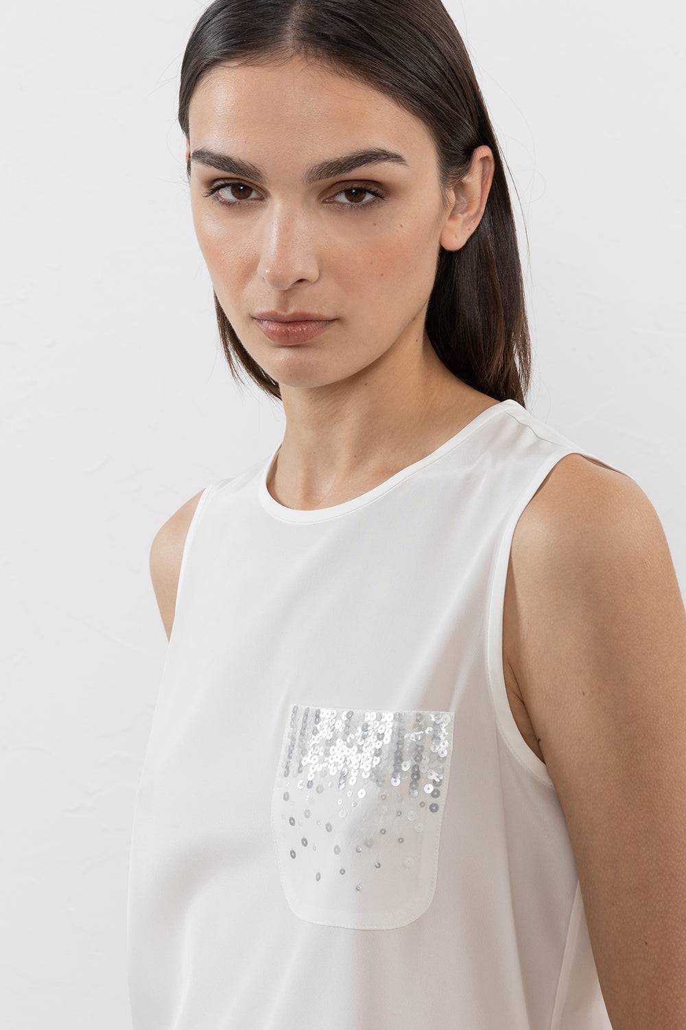 Peserico Top In Crepe De Chine Con Taschino Di Paillettes