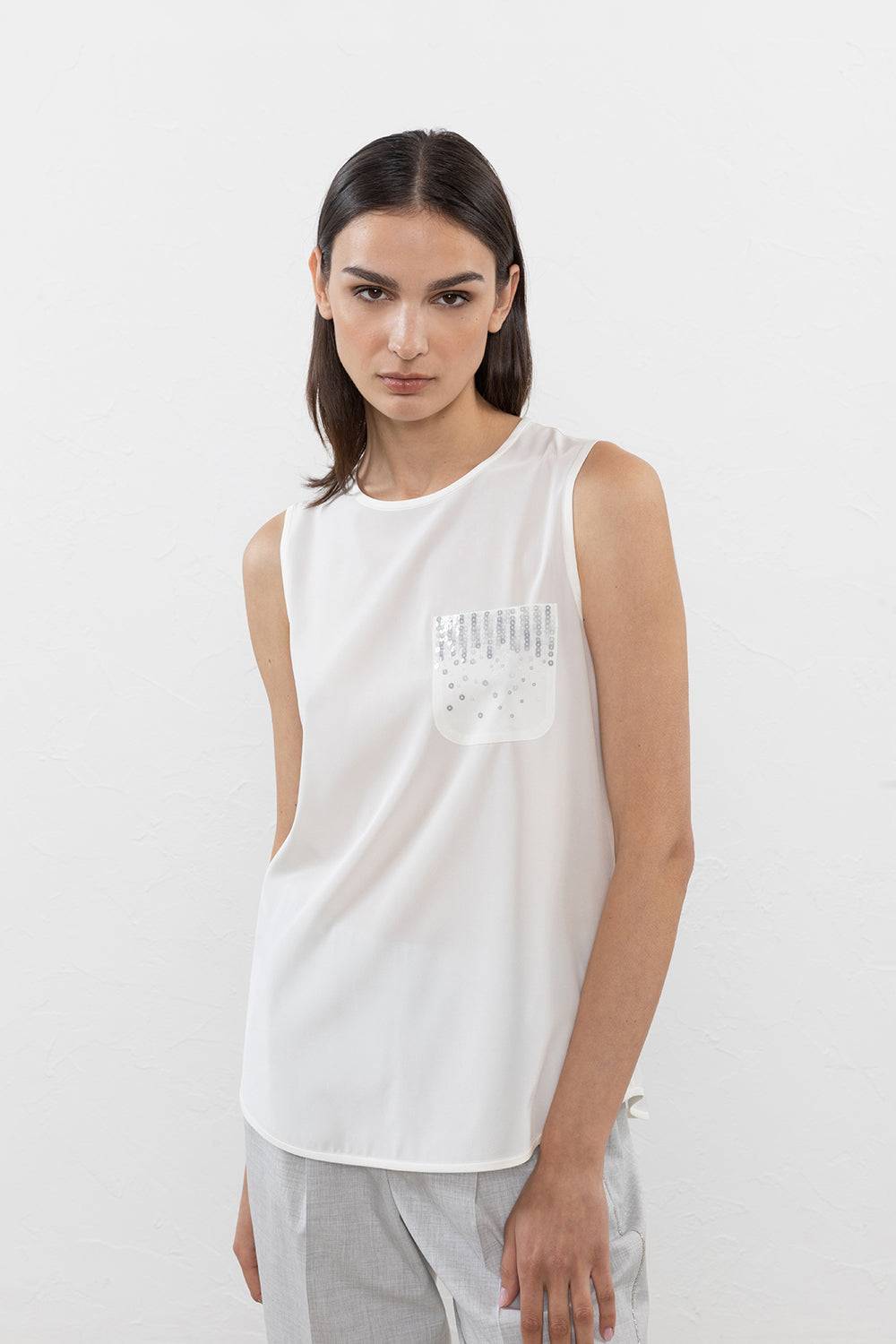 Peserico Top in crepe de chine con taschino di paillettes