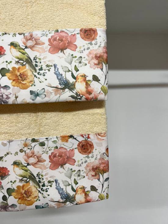 PETTI Asciugamano Bagno 1+1 Con Balza In Stampa Digitale Floreale 06 Panna