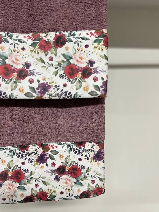 PETTI Asciugamano Bagno 1+1 Con Balza In Stampa Digitale Floreale 07 Prugna Mini