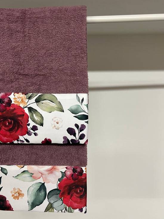 PETTI Asciugamano Bagno 1+1 Con Balza In Stampa Digitale Floreale 07 Prugna Maxi