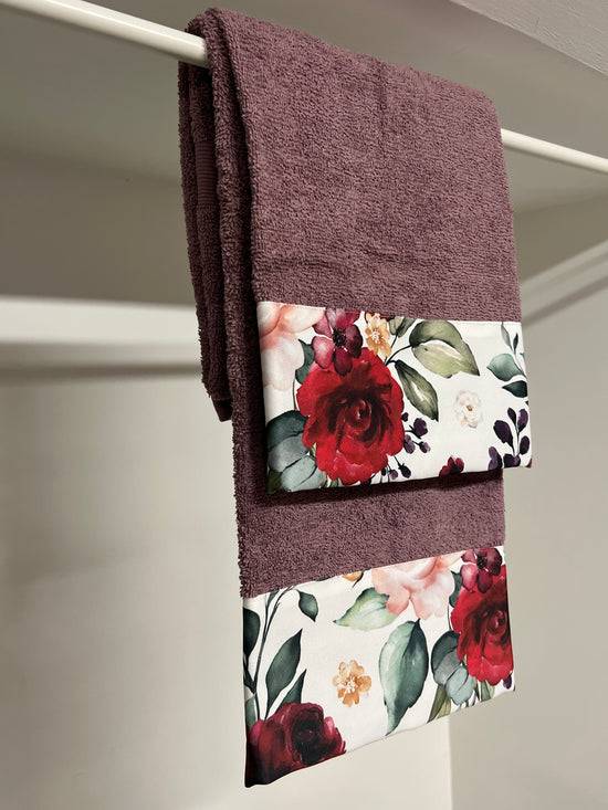 PETTI Asciugamano Bagno 1+1 Con Balza In Stampa Digitale Floreale 07 Prugna Maxi