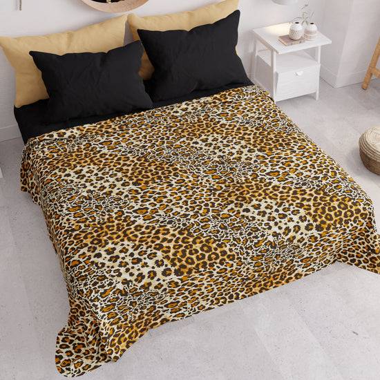PETTI Copriletto Estivo, Coperta Leggera, Lenzuola Copriletto, Animalier Maculato