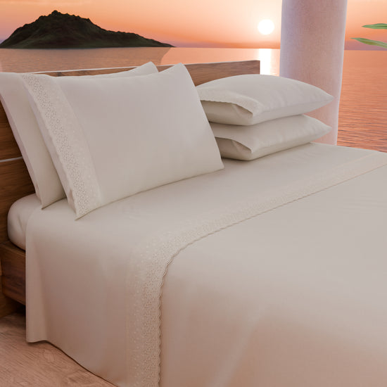 PETTI Lenzuola Matrimoniali in Puro Cotone Percalle con Balza in Pizzo San Gallo - Panna