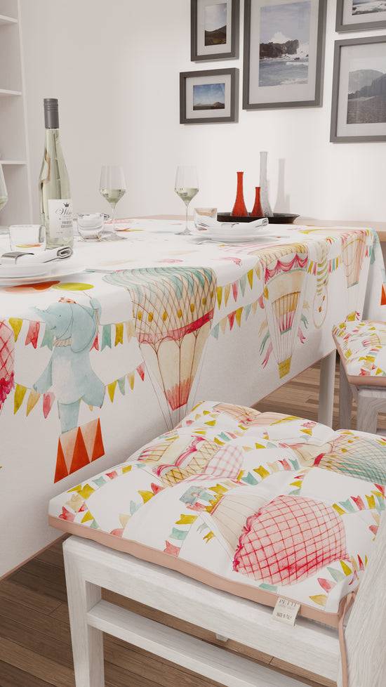 PETTI Tovaglia da tavola Antimacchia, Copritavolo da Cucina, Party Elephants