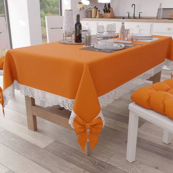 PETTI Tovaglia da Tavola Shabby Chic Copritavolo con Pizzo e Fiocchi Arancio