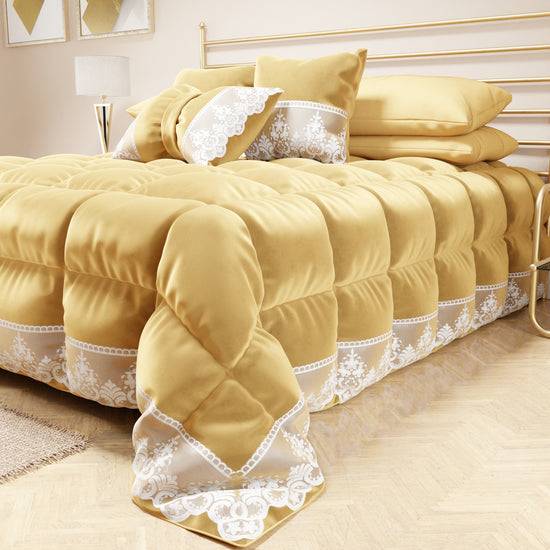 PETTI Trapunta Invernale In Morbido E Caldo Velluto E Balza Con Pizzo Rebrodè Oro By Sissy