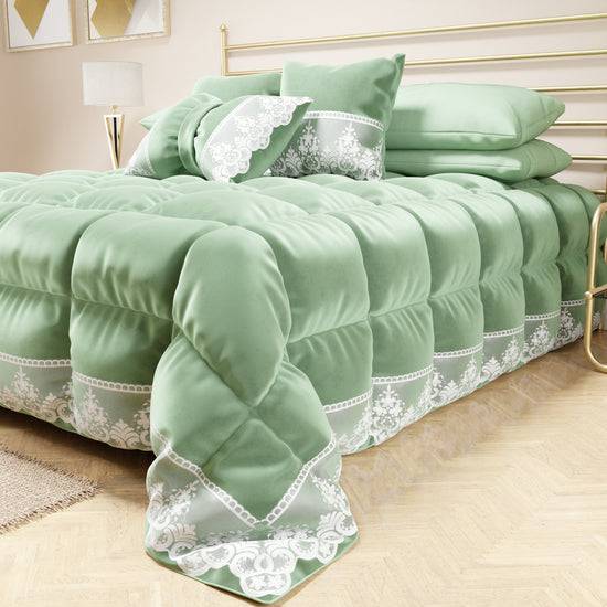 PETTI Trapunta Invernale In Morbido E Caldo Velluto E Balza Con Pizzo Rebrodè Salvia By Sissy