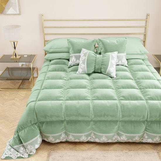 PETTI Trapunta Invernale In Morbido E Caldo Velluto E Balza Con Pizzo Rebrodè Salvia By Sissy