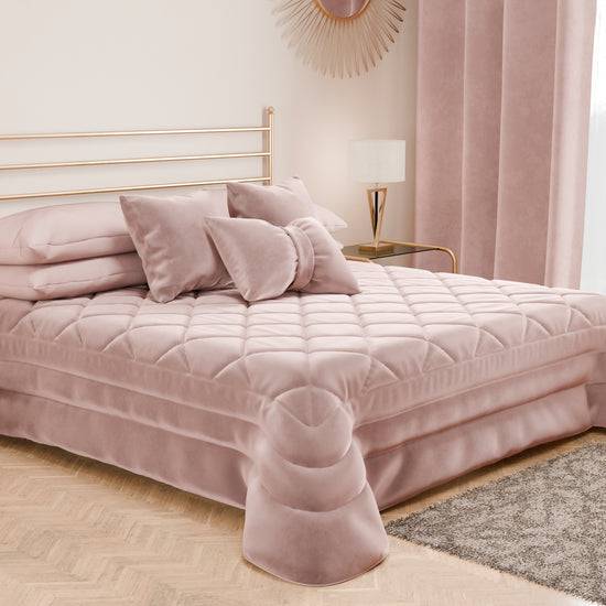 PETTI Trapuntino Primaverile In Velluto Da Corredo Piazzato Cipria