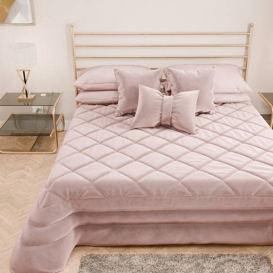 PETTI Trapuntino Primaverile in Velluto da Corredo Piazzato Cipria