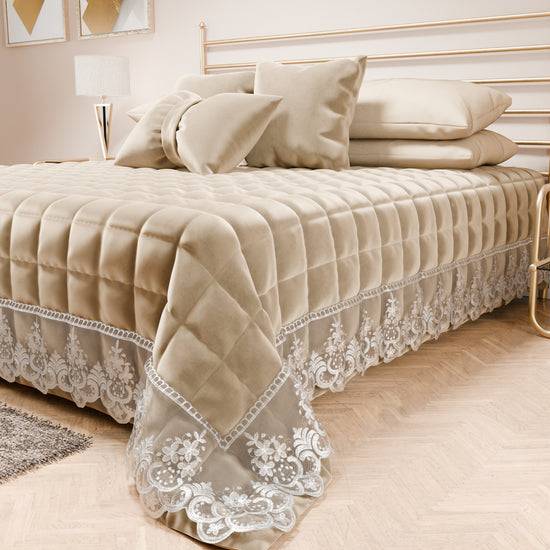 PETTI Trapuntino Primaverile In Velluto E Balza Con Pizzo Rebrodè Panna