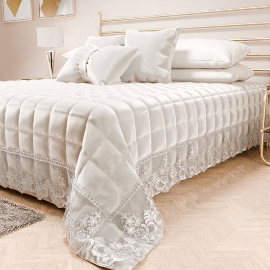 PETTI Trapuntino Primaverile In Velluto E Balza Con Pizzo Rebrodè Bianco