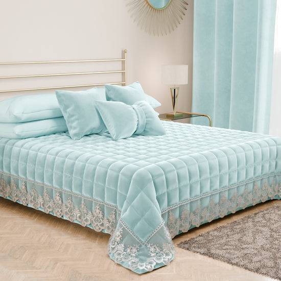 PETTI Trapuntino Primaverile In Velluto E Balza Con Pizzo Rebrodè Celeste