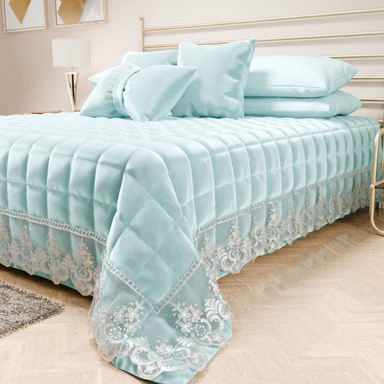 PETTI Trapuntino Primaverile In Velluto E Balza Con Pizzo Rebrodè Celeste