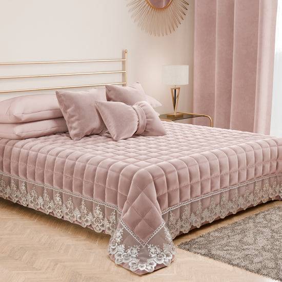 PETTI Trapuntino Primaverile In Velluto E Balza Con Pizzo Rebrodè Cipria