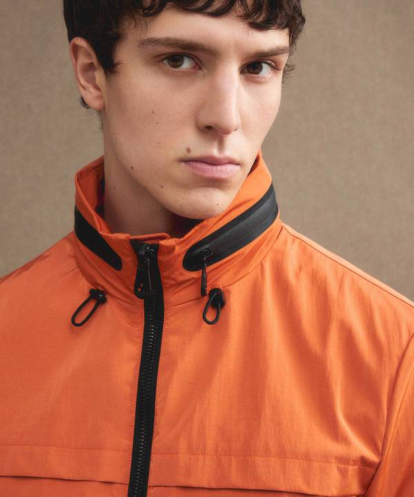 Peuterey Bomber In Nylon Con Cappuccio Estraibile