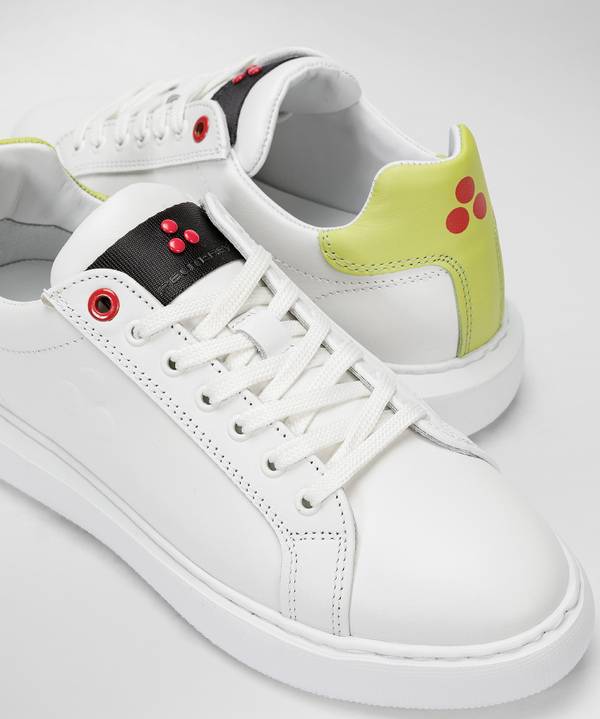 Peuterey Sneaker In Pelle Con Logo Goffrato