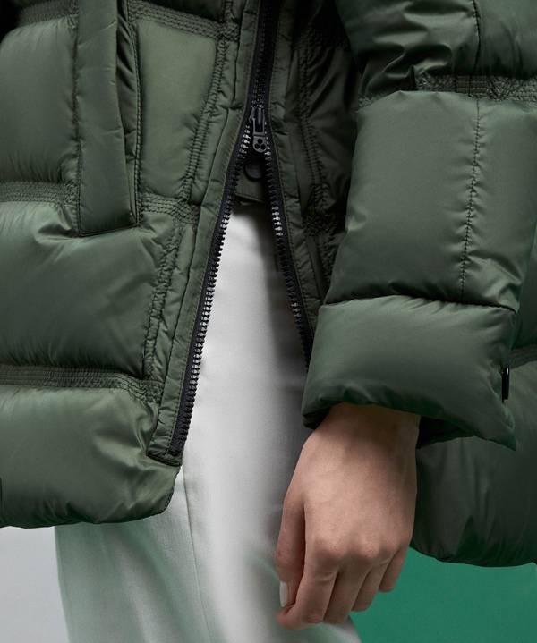 Peuterey Puffer Jacket Con Cappuccio Bordato In Pelliccia