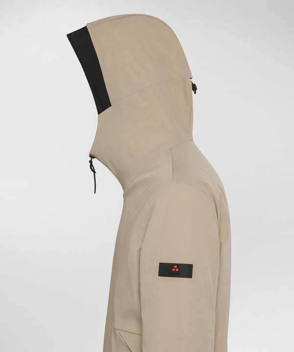 Peuterey Trench Liscio In Primaloft Minimal E Sofisticato