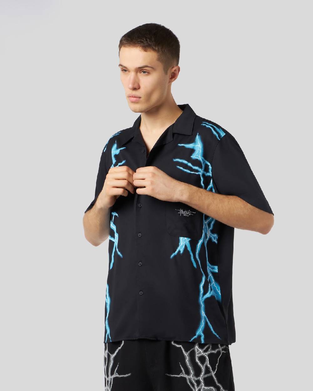 Phobia Archive CAMICIA NERA CON FULMINI LATERALI BLU