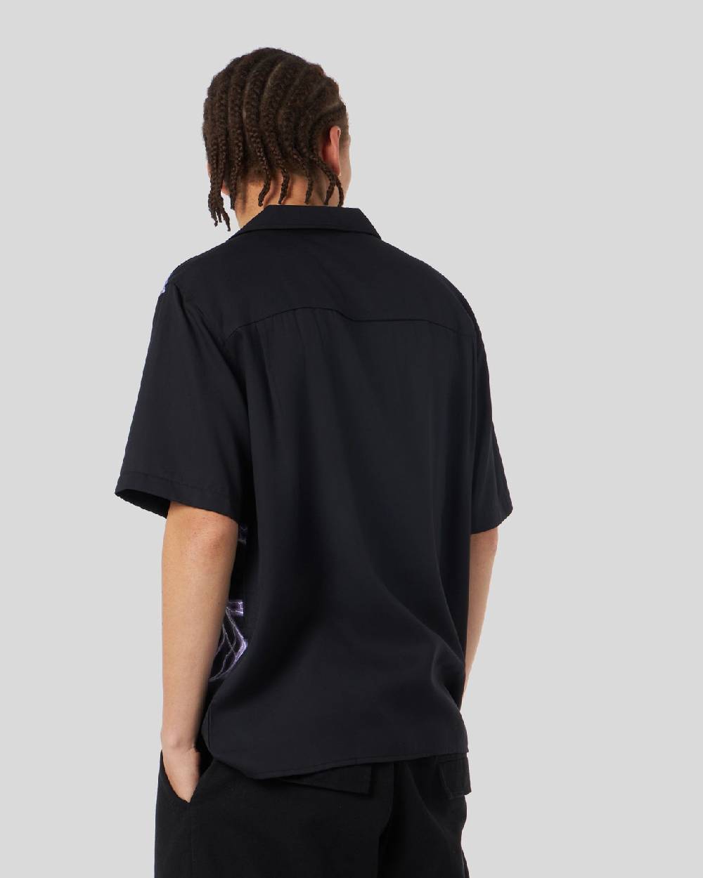 Phobia Archive CAMICIA NERA CON FULMINI LATERALI VIOLA