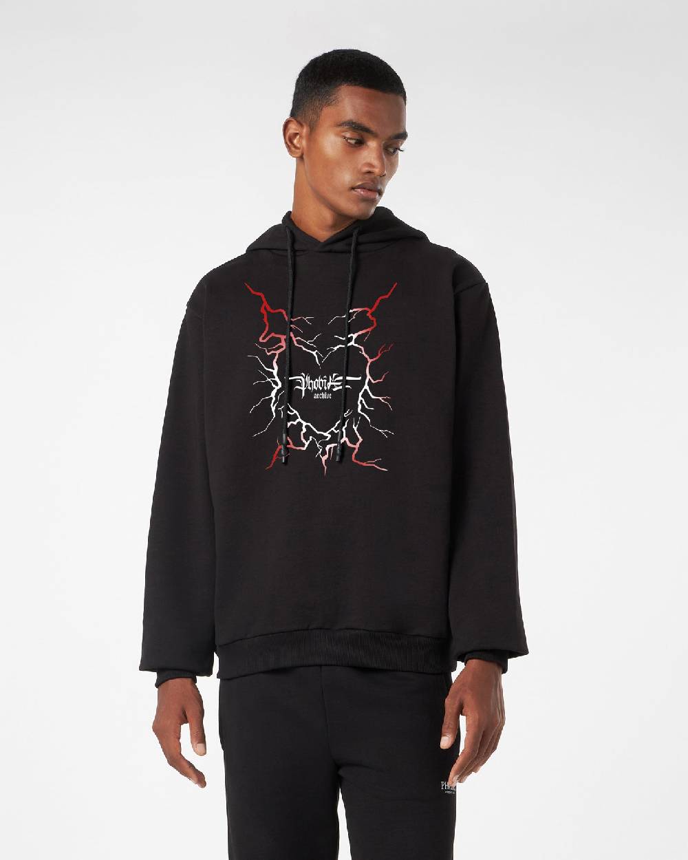 Phobia Archive FELPA CON CAPPUCCIO NERA CON GRAFICA CUORE LIGHTNING ROSSA