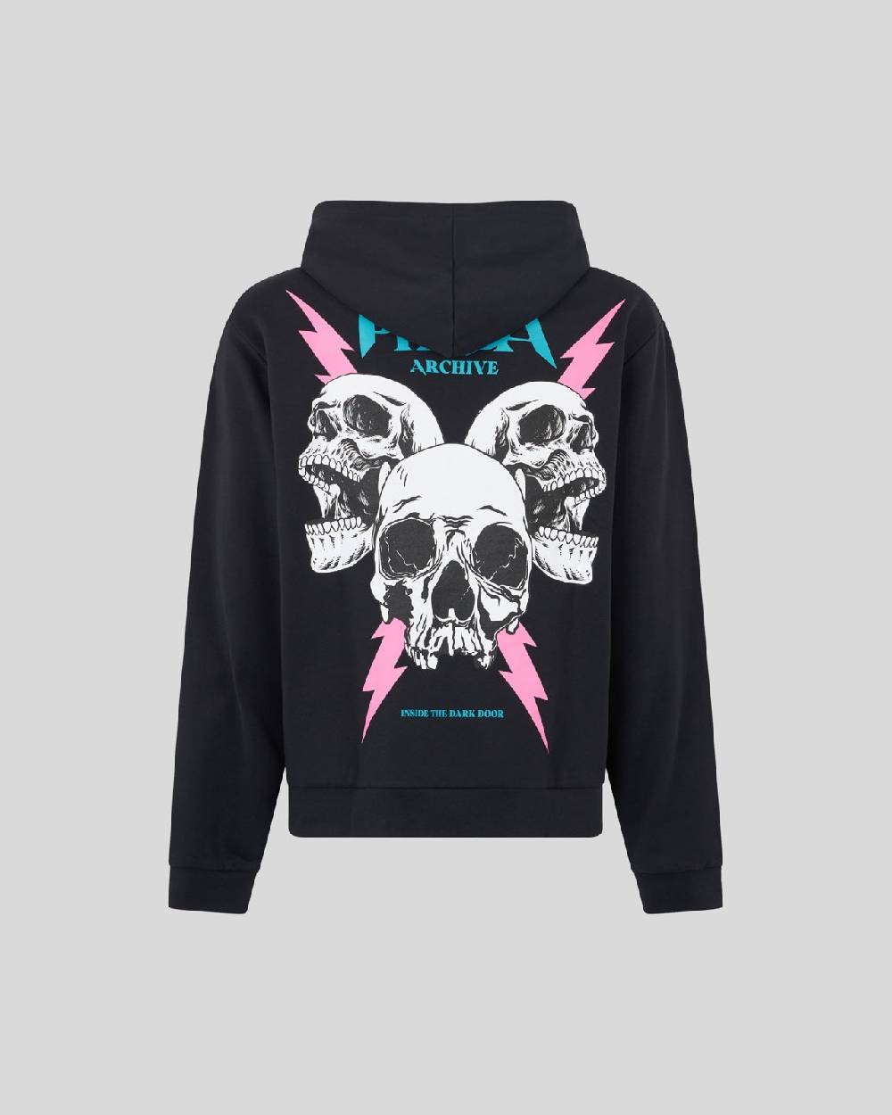 Phobia Archive FELPA NERA CON GRAFICA SCREAMING SKULLS ROSA Phobia Archive FELPA NERA CON GRAFICA SCREAMING SKULLS ROSA