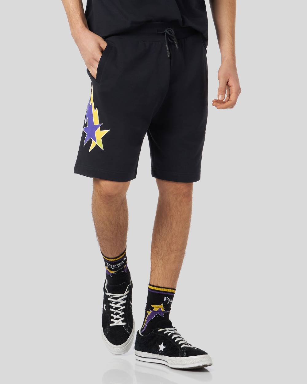Phobia Archive PANTALONCINO NERO CON GRAFICA STARRY LIGHTNING GIALLA E VIOLA