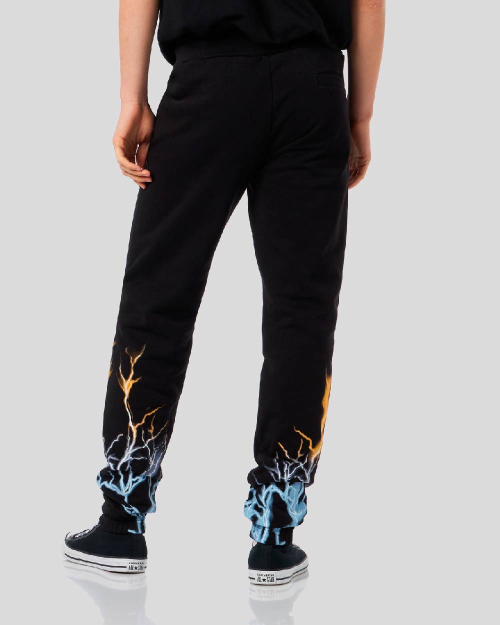 Phobia Archive PANTALONCINO NERO CON STAMPA FULMINE BICOLORE GIALLO E BLU