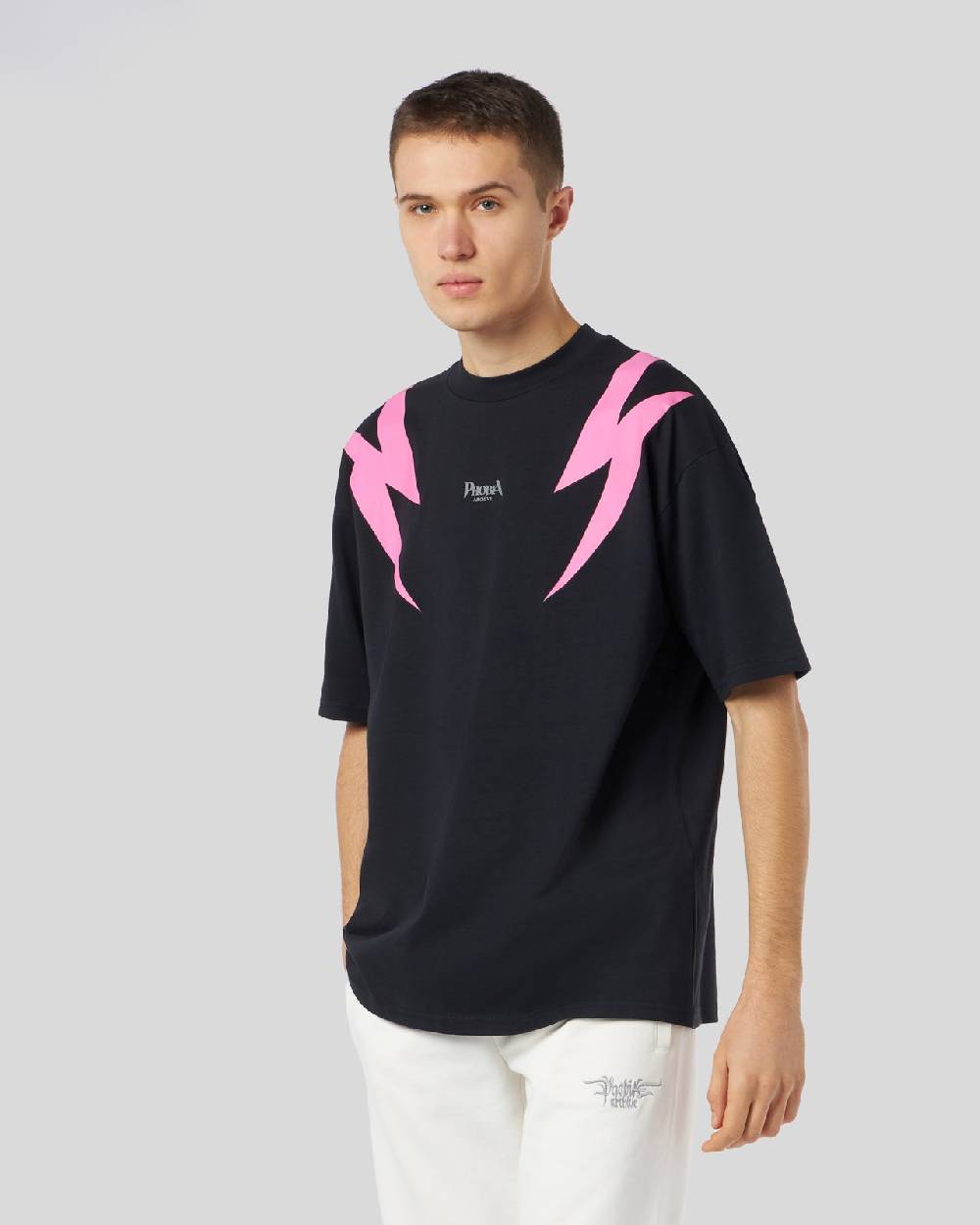 Phobia Archive T-SHIRT NERA CON GRAFICA SCREAMING SKULLS ROSA