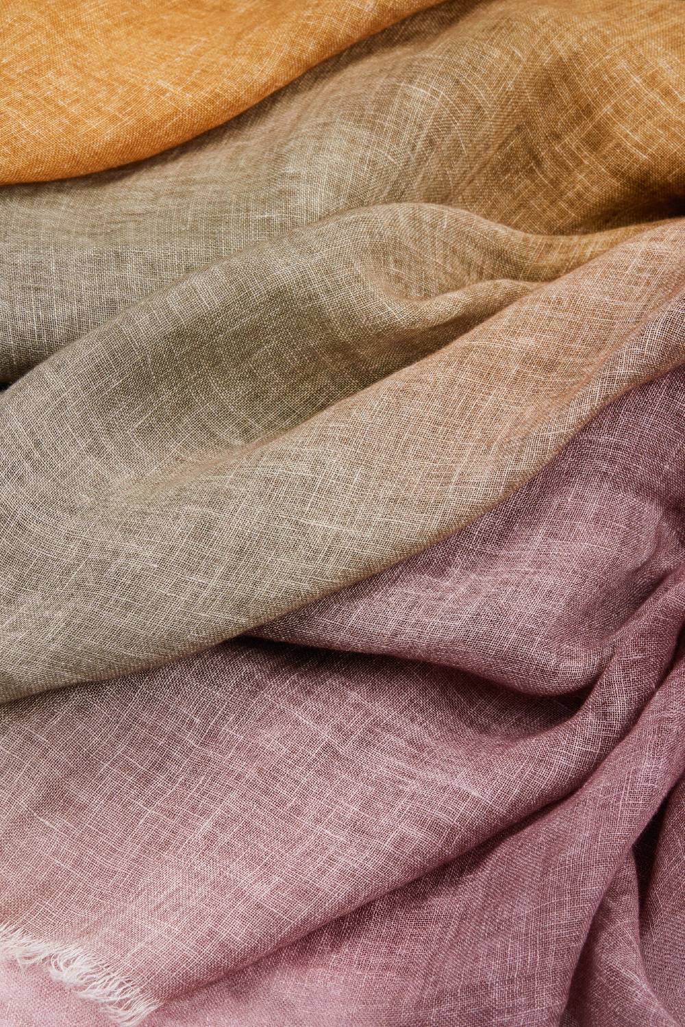 Piacenza 1733 Stola Sprinkle Nuances Rosa E Senape