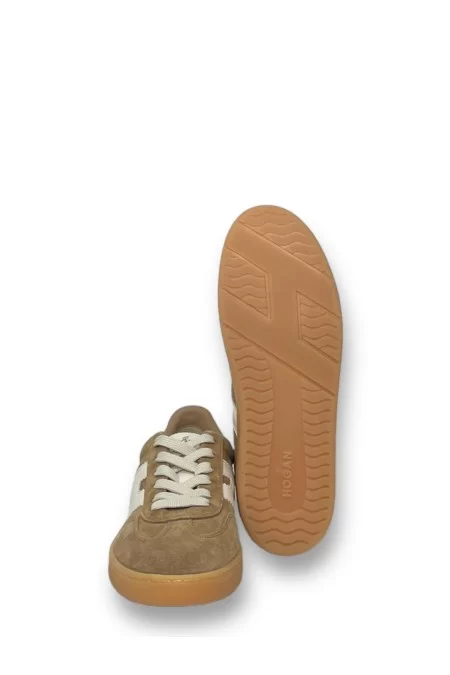 HOGAN Hogan HXM6470FB60PJQ 64H8 Le Scarpe Hogan HXM6470FB60PJQ 64H8 Offrono Stile E Comfort. Realizzate Con Materiali Di Alta Qualità E Un Design Moderno. Perfette Per Completare Il Tuo Look Con Eleganza