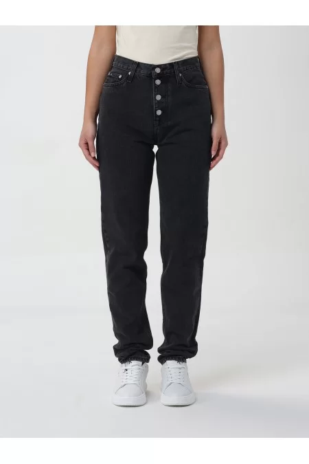 CALVIN KLEIN Jeans da donna di Calvin Klein Scopri i jeans da donna di alta qualità di Calvin Klein. Stile moderno e comfort senza pari
