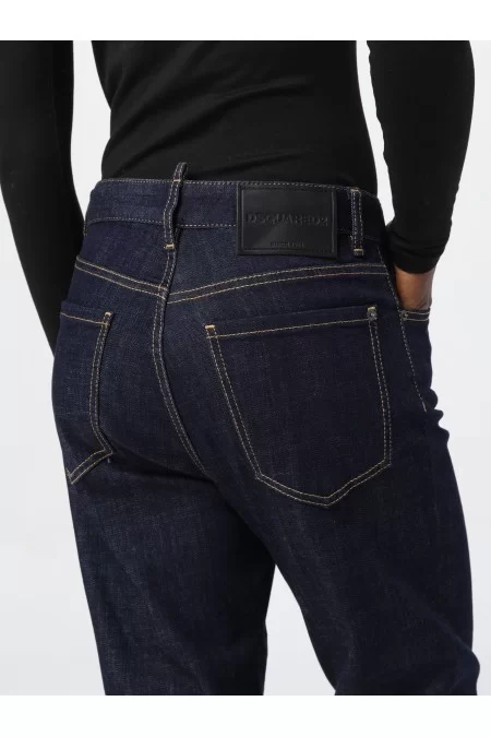 DSQUARED2 Jeans Da Donna Di DSQUARED2 Design Di Alta Moda E Qualità Premium Per Un Look Senza Tempo