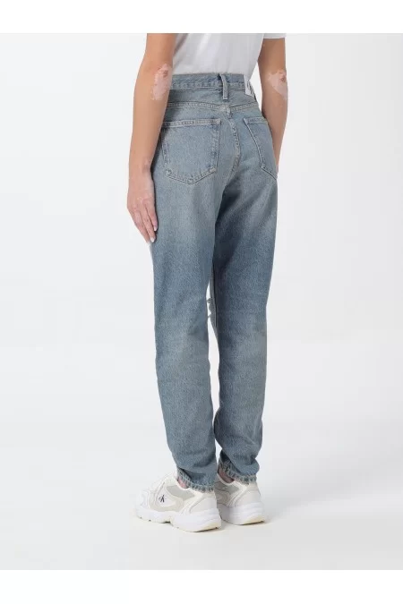 CALVIN KLEIN Jeans Delle Donne Di Calvin Klein Il Marchio Di Moda Calvin Klein Presenta I Jeans Femminili Dal Design Elegante E Di Alta Qualità. Perfetti Per Ogni Occasione