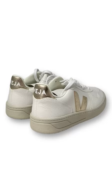 VEJA Le Scarpe Veja: Eleganti E Sostenibili Scarpe Di Alta Qualità, Prodotte In Modo Sostenibile; Marchio Etico