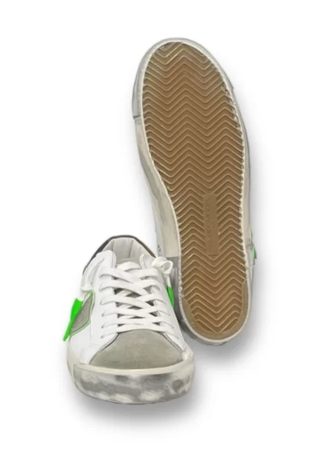 PHILIPPE MODEL PRSX BASSO PHILIPPE MODELLO PRSX VCC1 Un Modello Basico Di Scarpe Ispirato Al Design Di Philippe Model