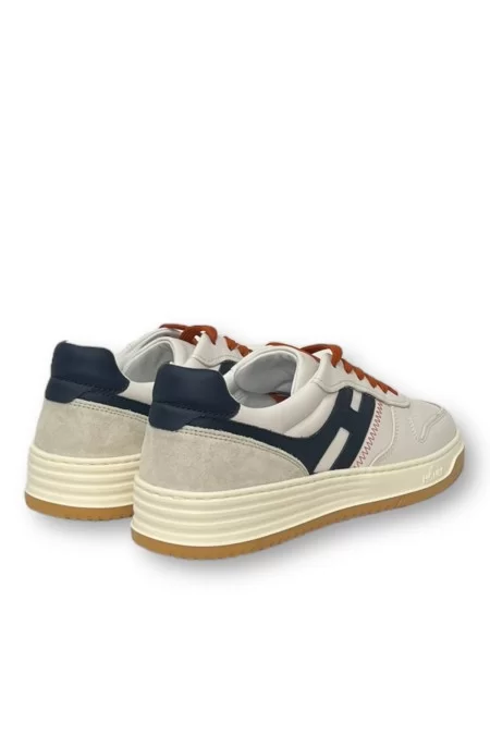 HOGAN Scarpa Sneaker Hogan H630 Allacciato Moderna E Confortevole, Perfetta Per Ogni Occasione. Acquistala Ora! Colore: Blu Scuro Materiale: Pelle Di Alta Qualità Stile: Casual Elegante Disponibile Negli Uomini Taglie