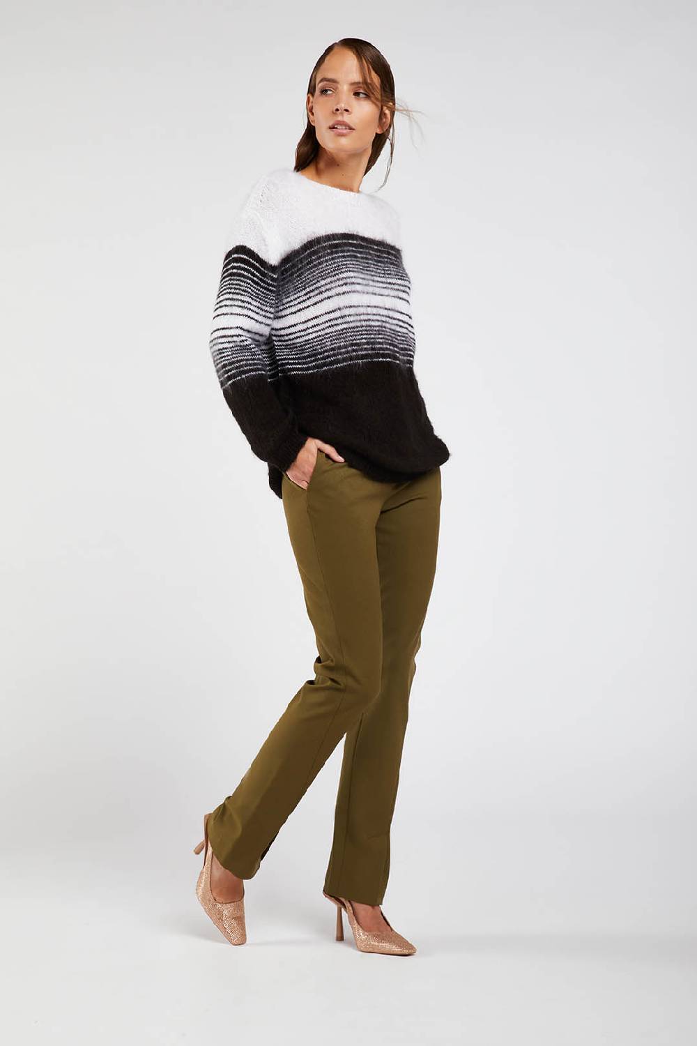 Piazza Sempione Maglione scollo a barca con righe sfumate