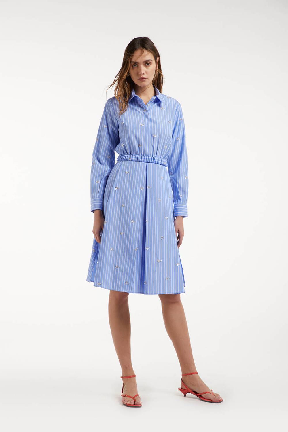 Piazza Sempione Abito con piccoli fiori ricamati